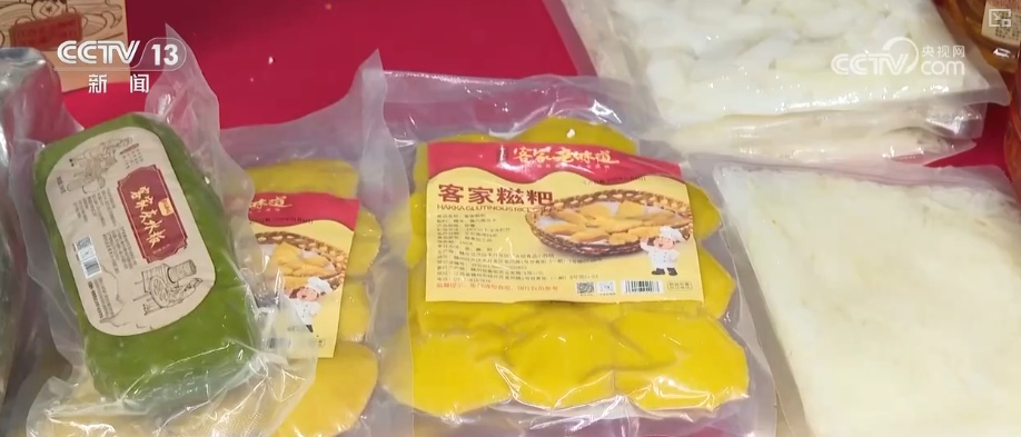 多彩集市透着浓浓年味藏着经济活力 品质升级助力“年经济”焕彩焕新