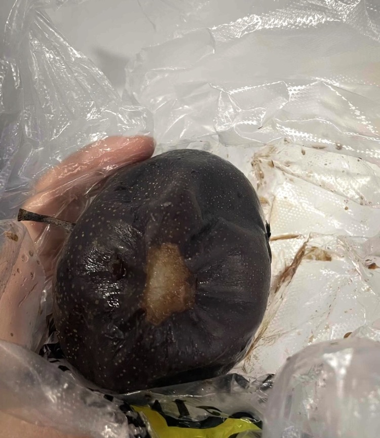 “冰”糖葫芦、“冰糖”葫芦？网友热议东北“冻货”正宗吃法