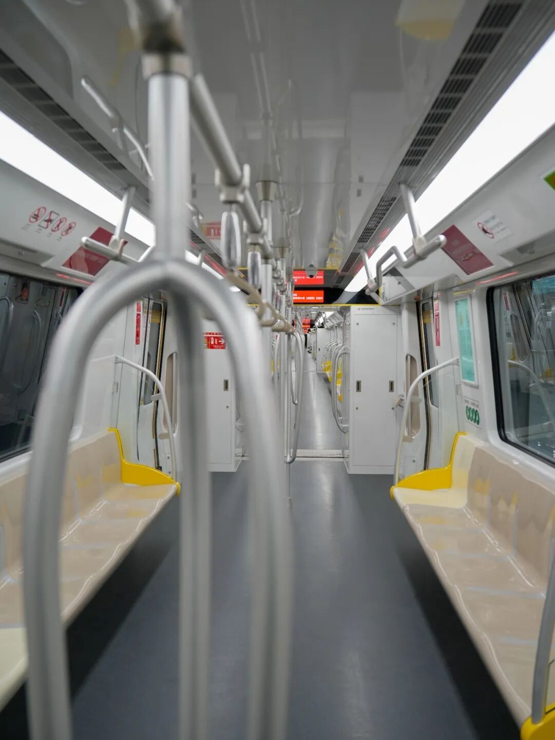 合肥两条新地铁今天起试运行，距离开通再进一步