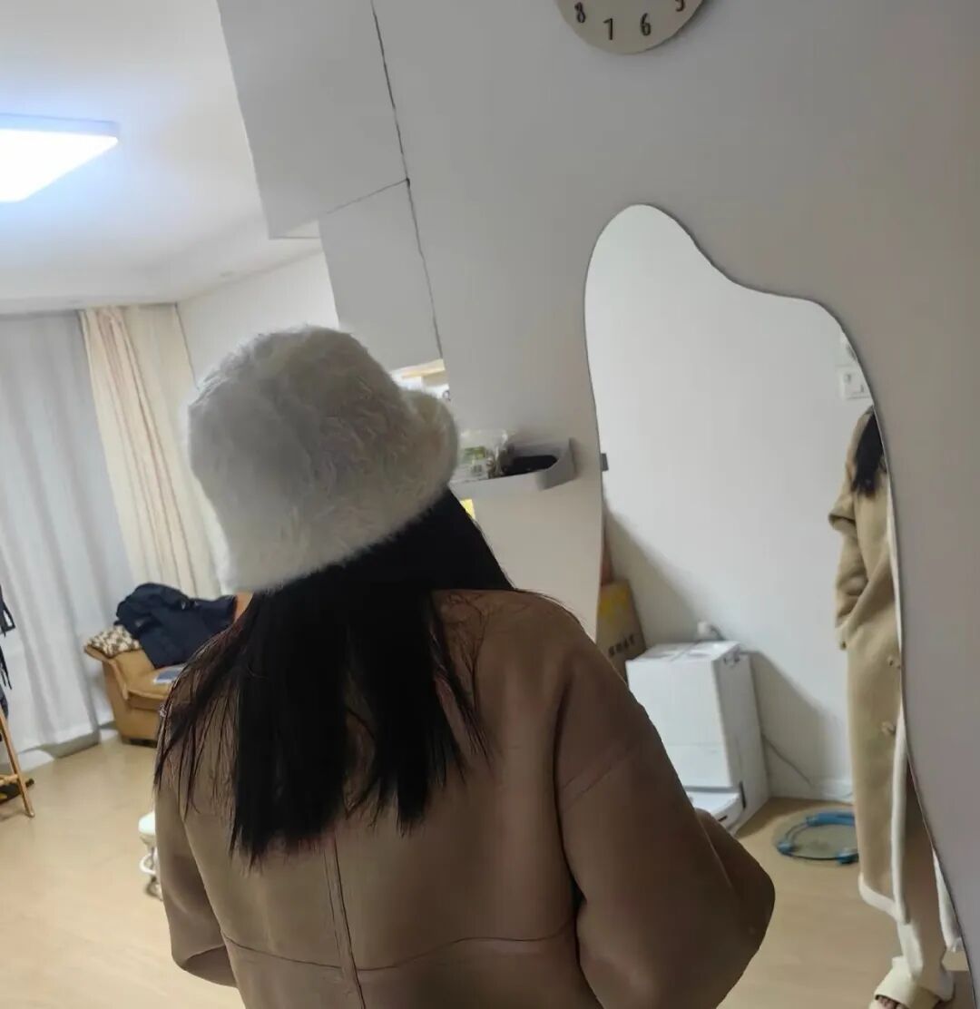 “我是爸妈爷爷奶奶姥姥姥爷……宝女”