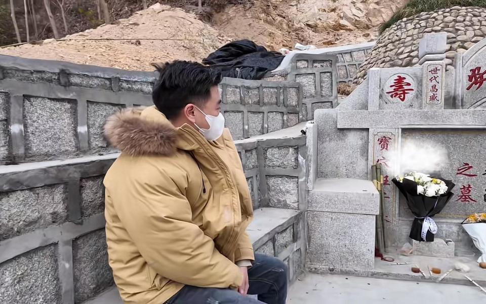 四川泸州“花坛埋尸案”背后：一对父子被撕裂的28年