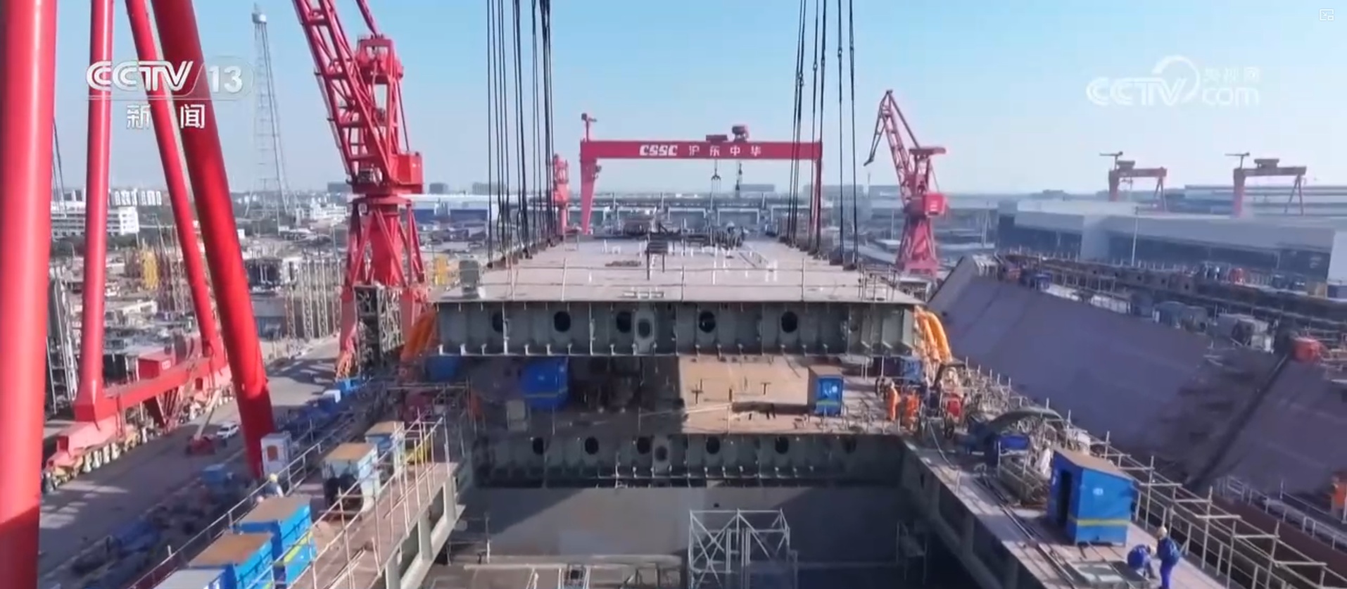 三大指标“领跑”全球、高端转型获突破 “数”说2025年中国船舶工业亮眼成绩