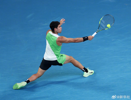 阿尔卡拉斯首夺澳网冠军