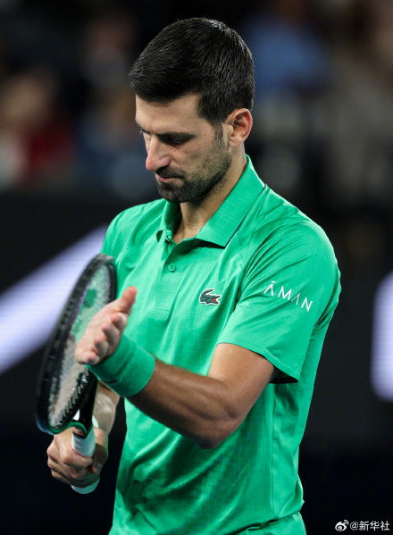 阿尔卡拉斯首夺澳网冠军