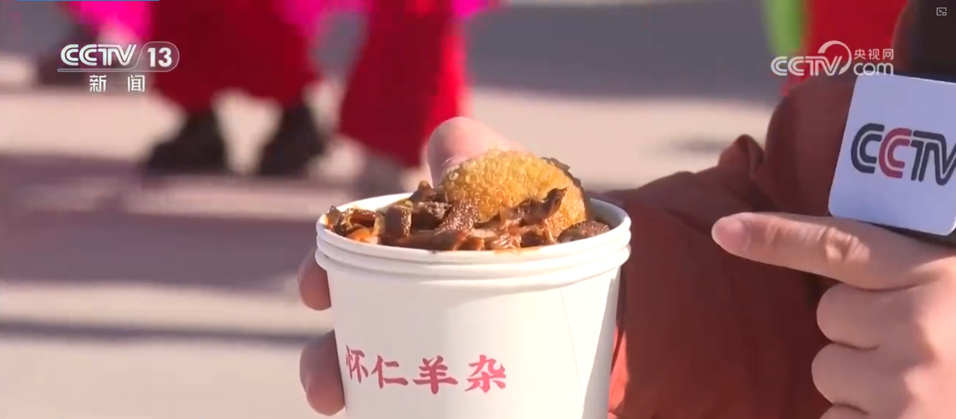 办年货、赏民俗、观花灯，新年氛围感已拉满！“年经济”释放强大消费潜力