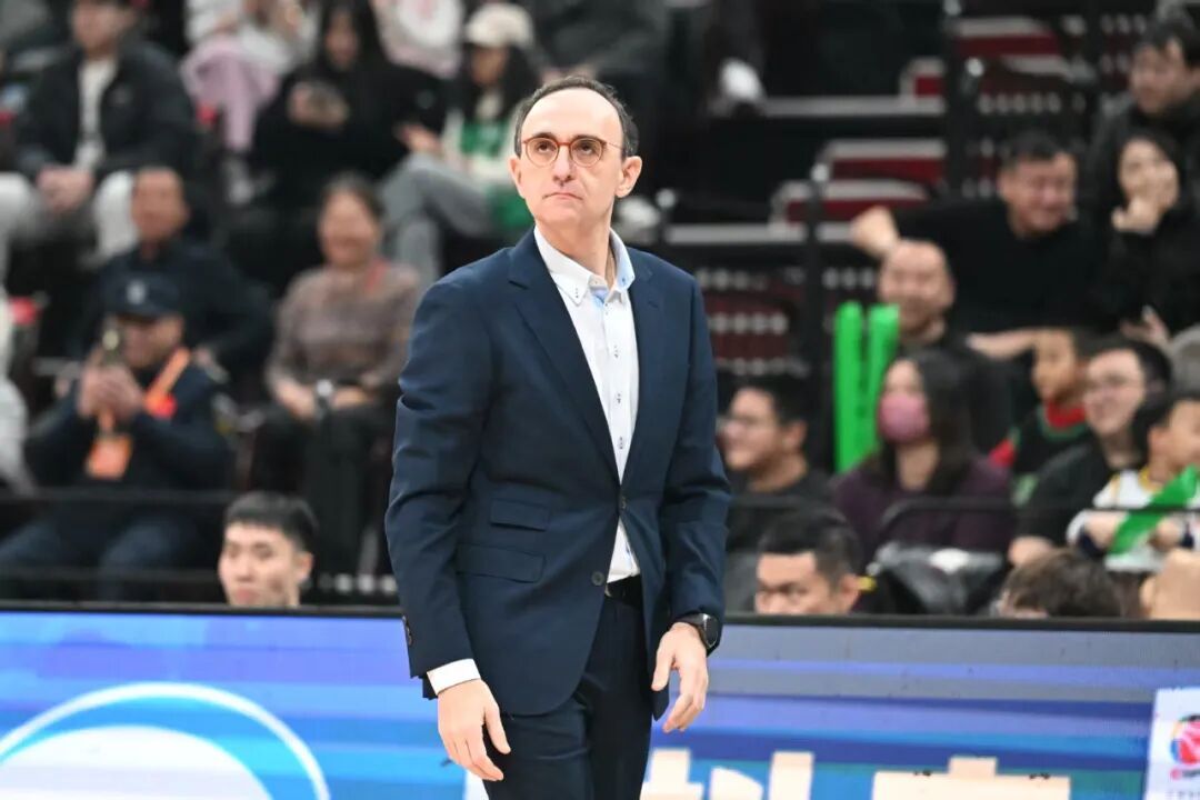 下半场发力，辽篮逆转天津队