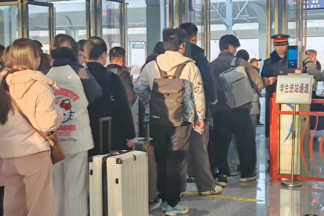 2026年春运开启！西铁局预计发送旅客1863万人次