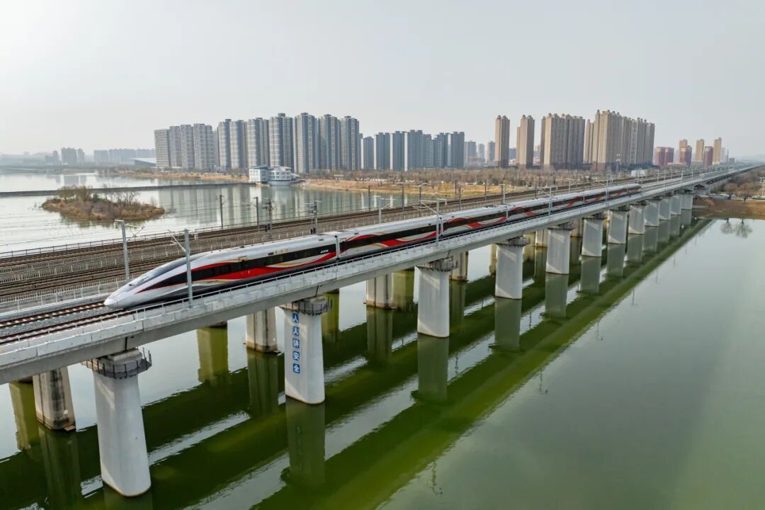 2026年春运开启！西铁局预计发送旅客1863万人次