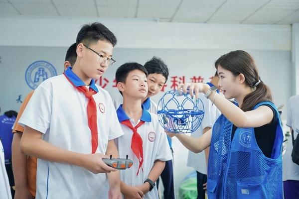 如何让科普点燃“精神火花”？天津大中小学“组队”作答