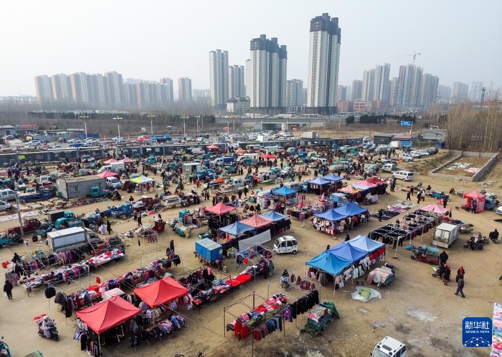 山东泰安：文化大集年味浓