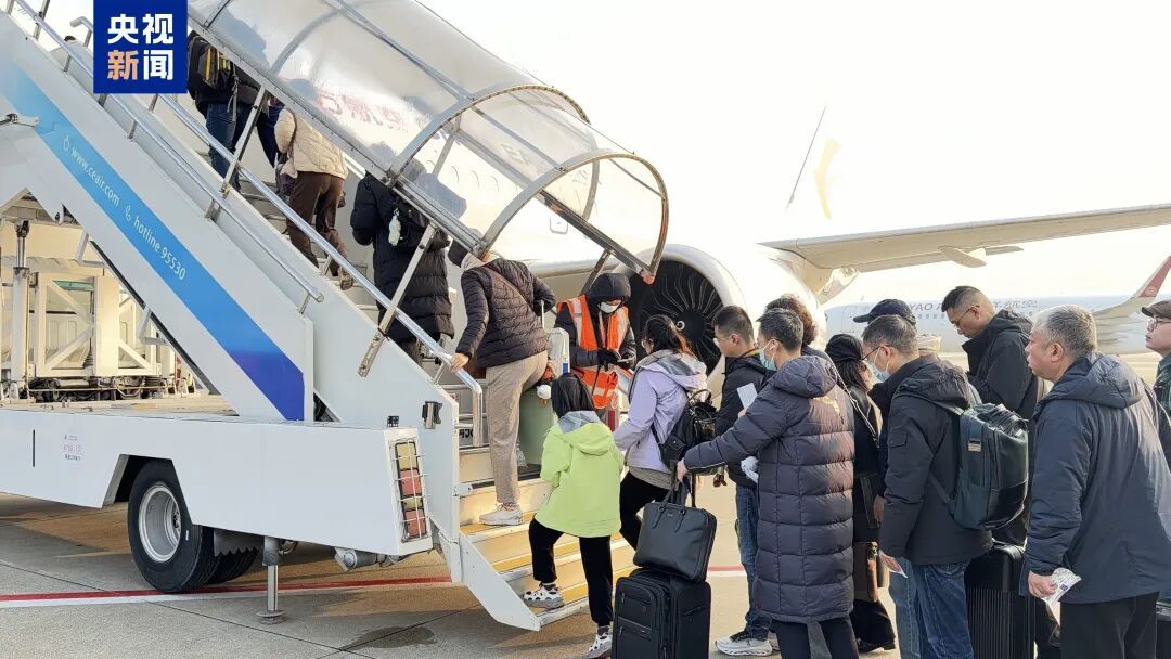 C919执飞航线上新！