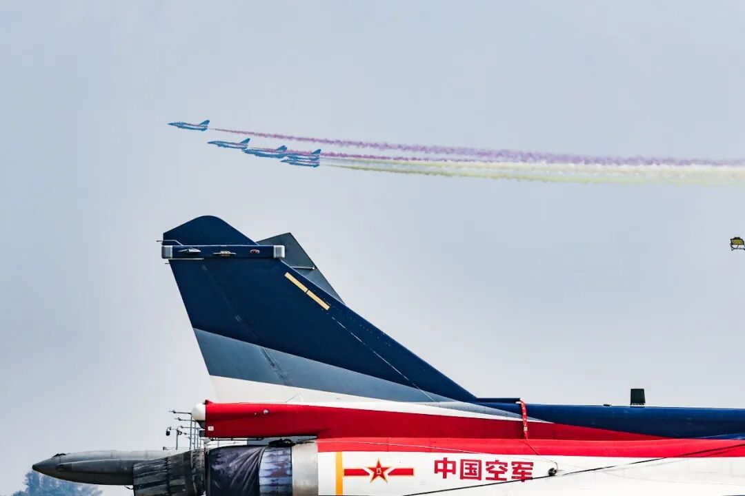 全新阵容！八一飞行表演队即将精彩亮相