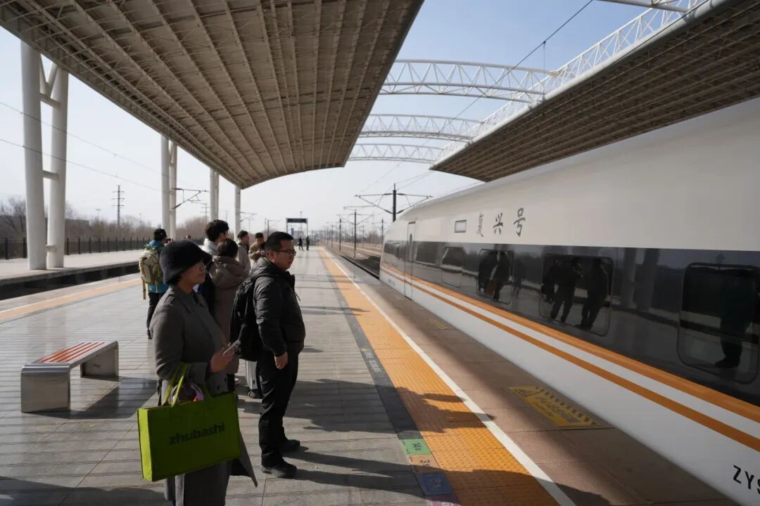 2026年春运开启！西铁局预计发送旅客1863万人次