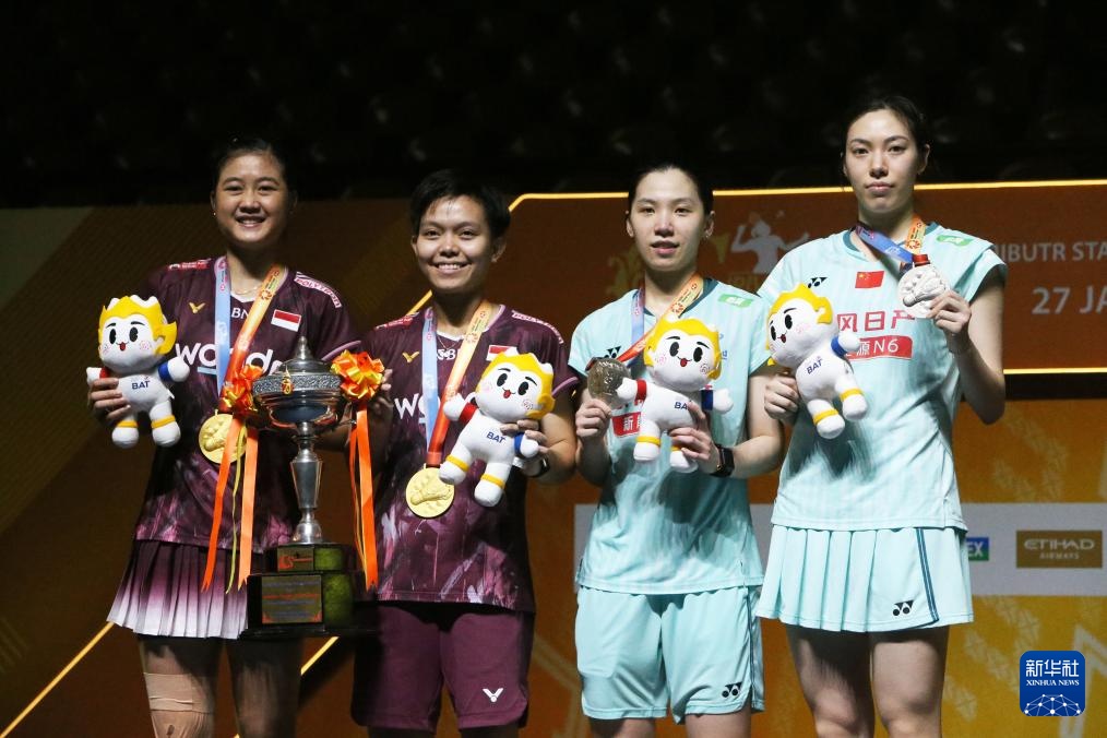 泰国羽毛球大师赛:鲍骊婧/李怡婧获得女双亚军 泰国羽毛球大师赛:鲍骊婧/李怡婧获得女双亚军