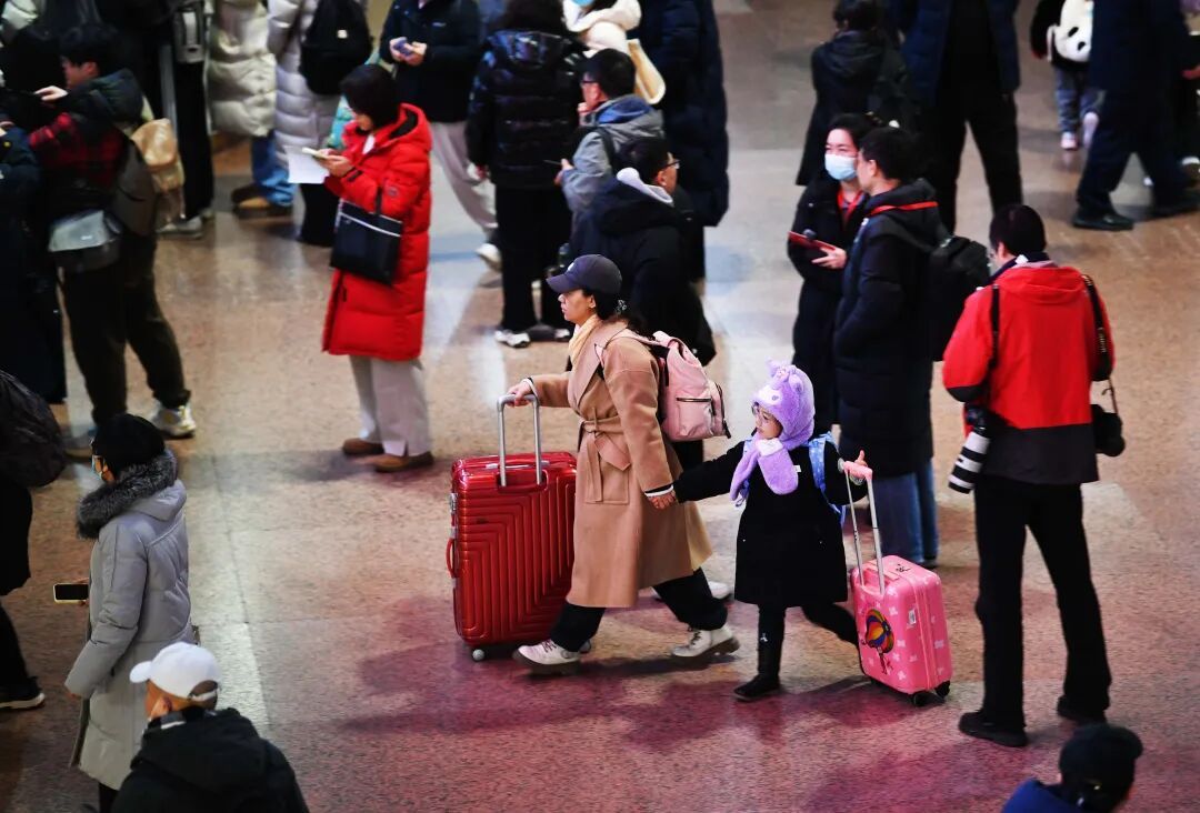 回家过年了!多图直击北京春运首日现场 回家过年了!多图直击北京春运首日现场