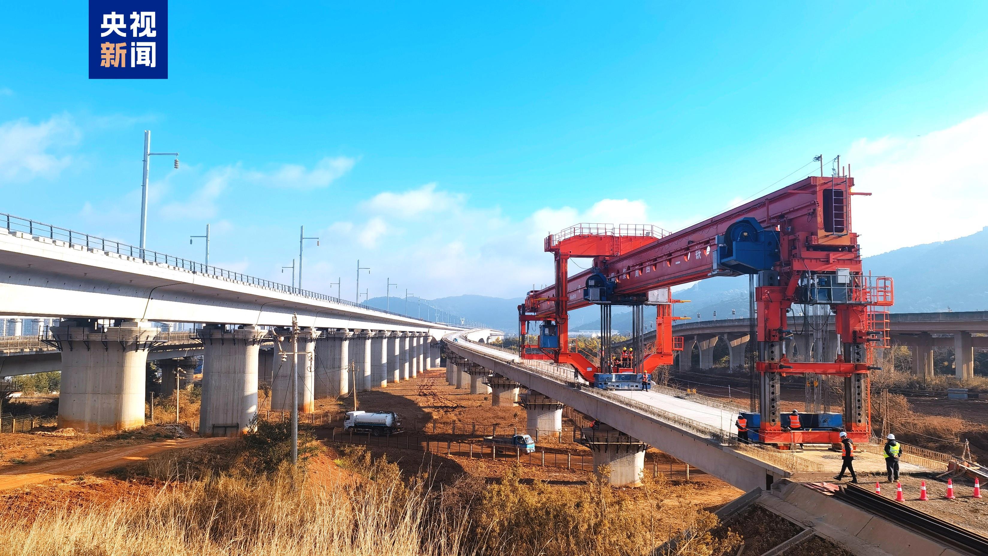 渝昆高铁桥梁建设全部完成 标志着工程进入全面冲刺阶段 渝昆高铁桥梁建设全部完成 标志着工程进入全面冲刺阶段