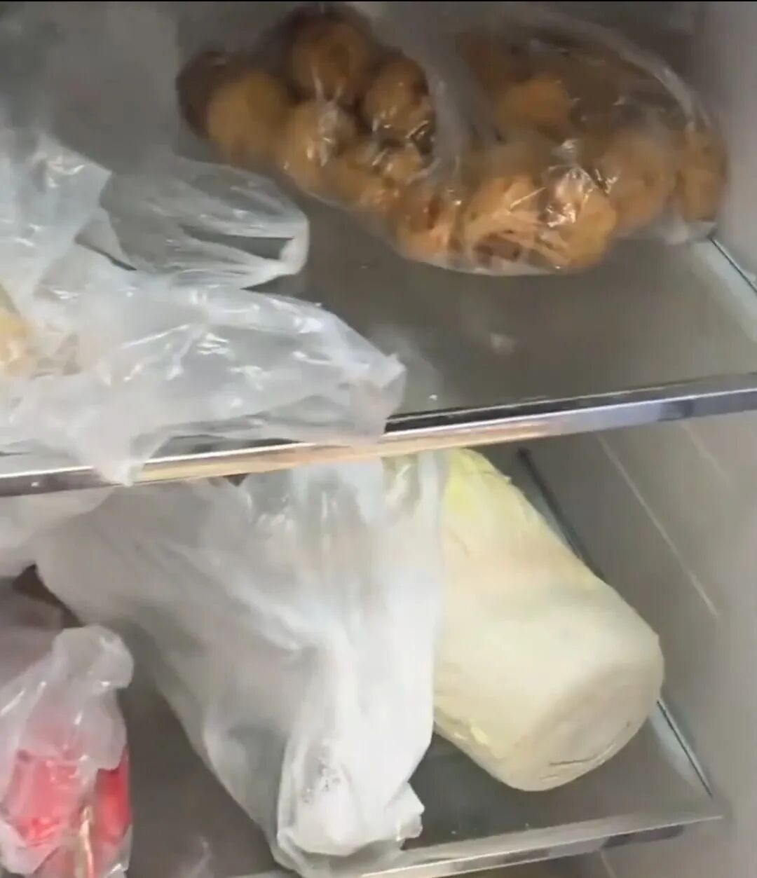 过年囤菜，别乱塞冰箱！这样做，更保鲜→