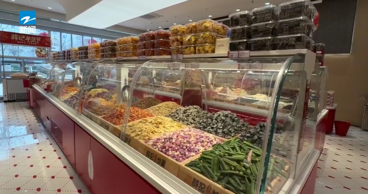 春节家家必备的年货价格猛涨！网友：快吃不起了…