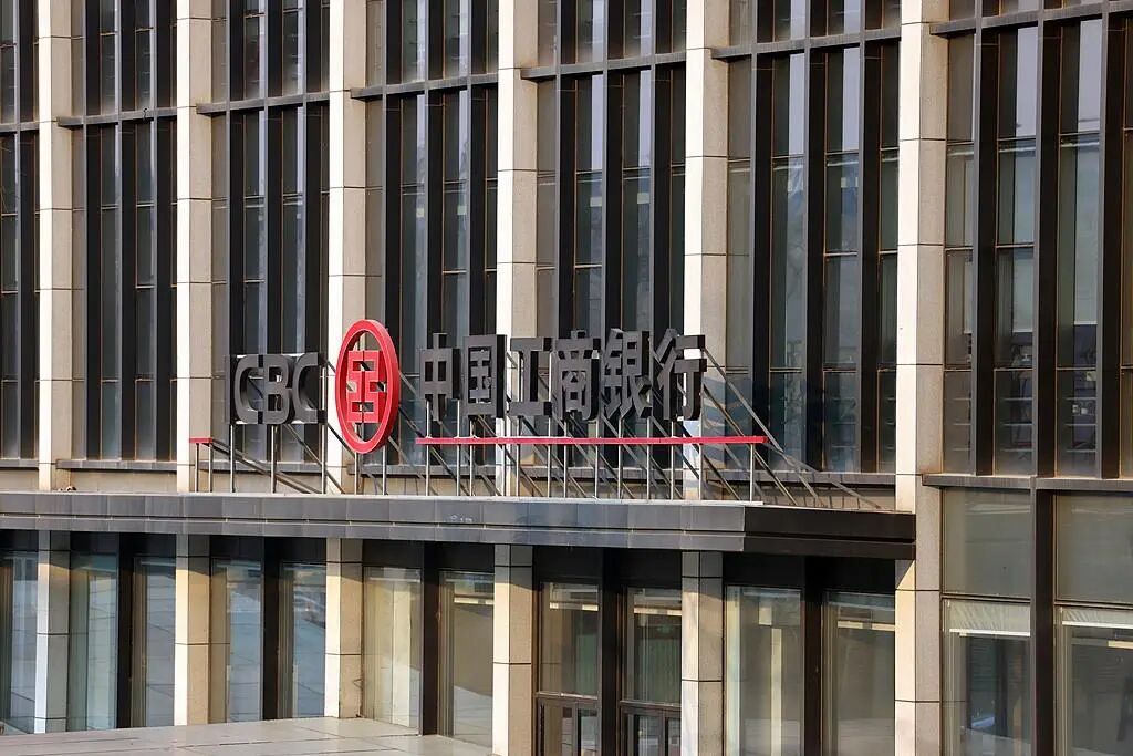 金价暴跌，刚买的金饰能退吗