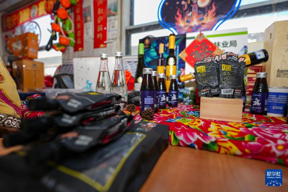 黑龙江开行2026年首趟“列车大集” 黑龙江开行2026年首趟“列车大集”