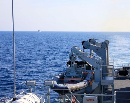 大洋淬锋！海军某大队组织海上训练