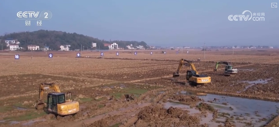 聚焦中央一号文件 高标准农田建设加快 冬修水利按下“快进键”