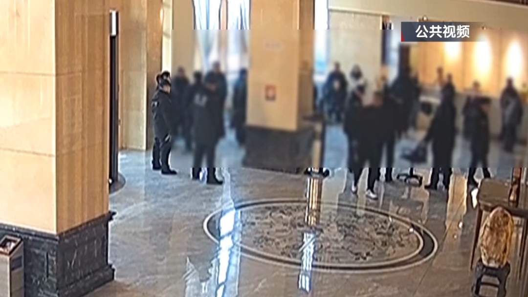 “皇室后代”拥有价值数千亿债券，16亿元低价抛售！