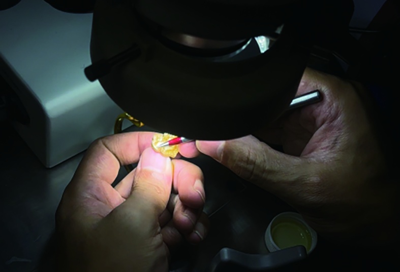 年轻人为何“挤爆”传统打金店？