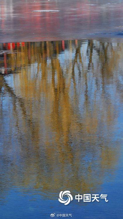 立春：东风解冻 湖水融冰漾新波