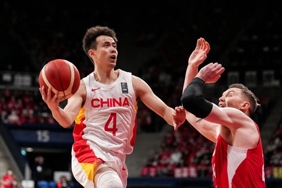 集训20天!中国男篮春节无休 全力备战日本 集训20天!中国男篮春节无休 全力备战日本