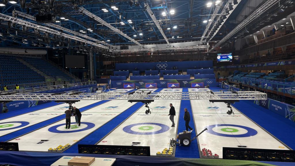 米兰冬奥会冰壶项目4日开赛 混双率先打响 米兰冬奥会冰壶项目4日开赛 混双率先打响