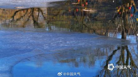 立春：东风解冻 湖水融冰漾新波