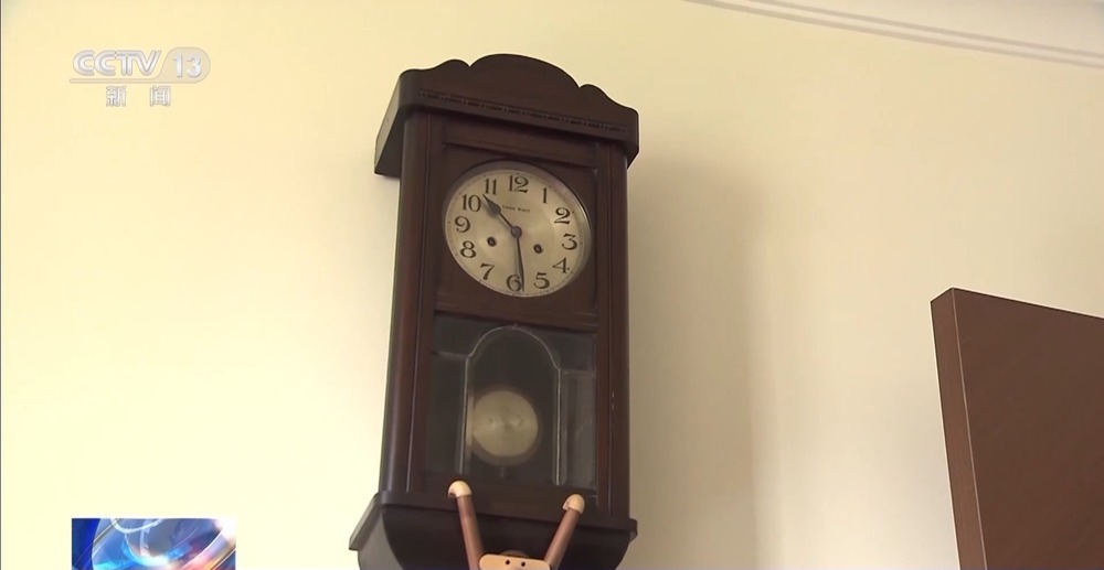 不偷现金只偷黄金 警方通过细微线索抓获首饰窃贼