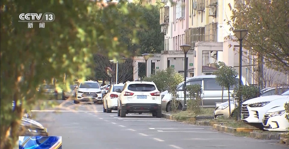 不偷现金只偷黄金 警方通过细微线索抓获首饰窃贼