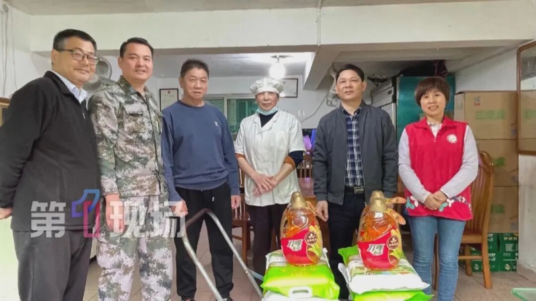 10元管饱!卖了十年!深圳这家夫妻饭堂温暖无数打工胃 10元管饱!卖了十年!深圳这家夫妻饭堂温暖无数打工胃