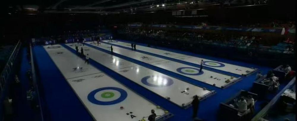 冬奥会｜冰壶混双开赛 亲人搭档闪耀