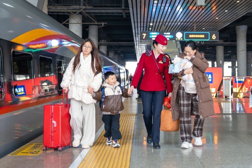 春运火车票已累计发售超1.1亿张 这些方向余票充足