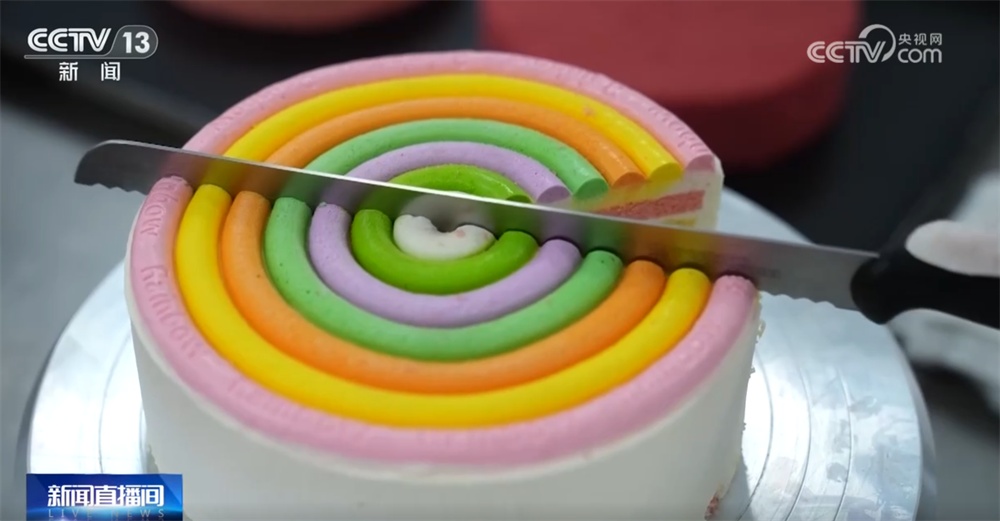 各地文旅场景“上新”精彩纷呈升腾浓浓年味 新玩法“点燃”冬季旅游热情