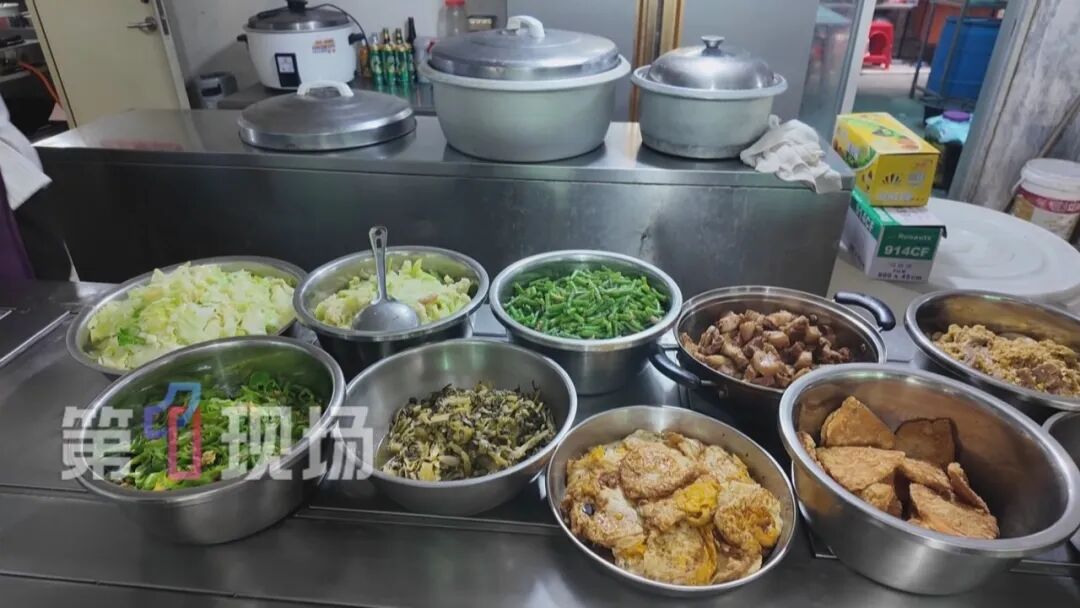10元管饱!卖了十年!深圳这家夫妻饭堂温暖无数打工胃 10元管饱!卖了十年!深圳这家夫妻饭堂温暖无数打工胃