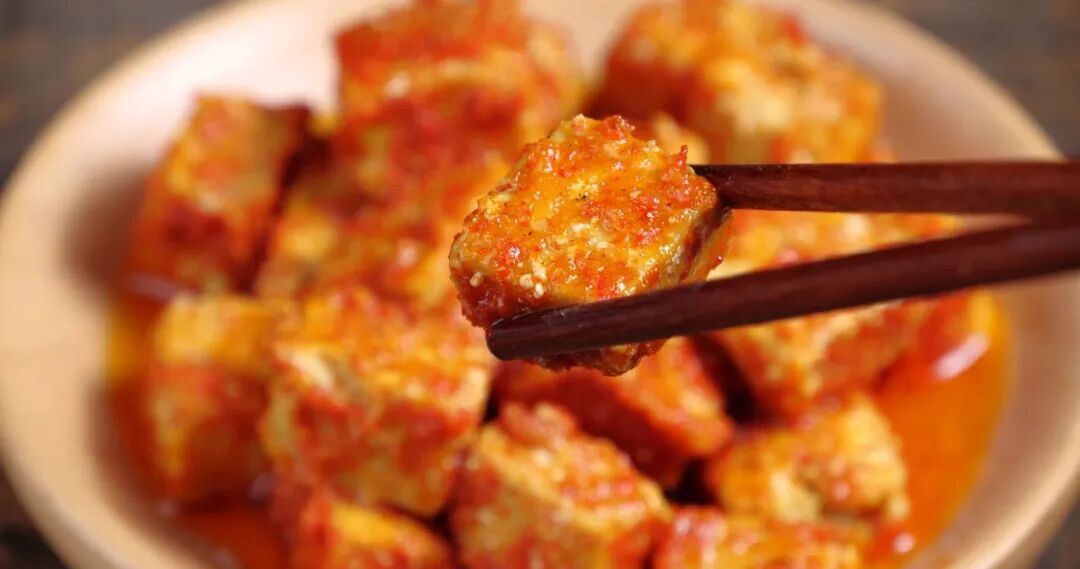 蝌学零距离丨雪地卖霉豆腐爆火！但这种“长毛”豆腐，可别随便吃！