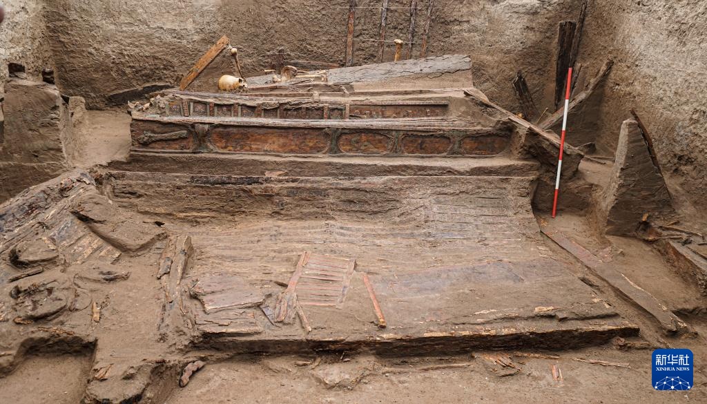 新疆吐鲁番巴达木东墓群M20取得重要考古发现