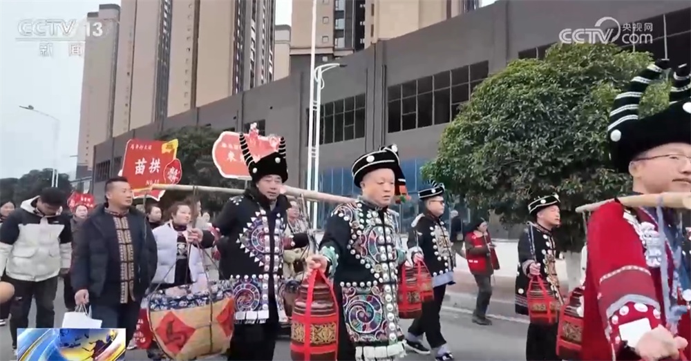 各地文旅场景“上新”精彩纷呈升腾浓浓年味 新玩法“点燃”冬季旅游热情