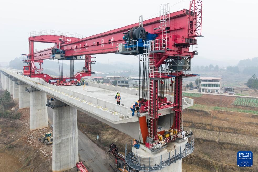 新春走基层丨邵永高铁建设有序推进