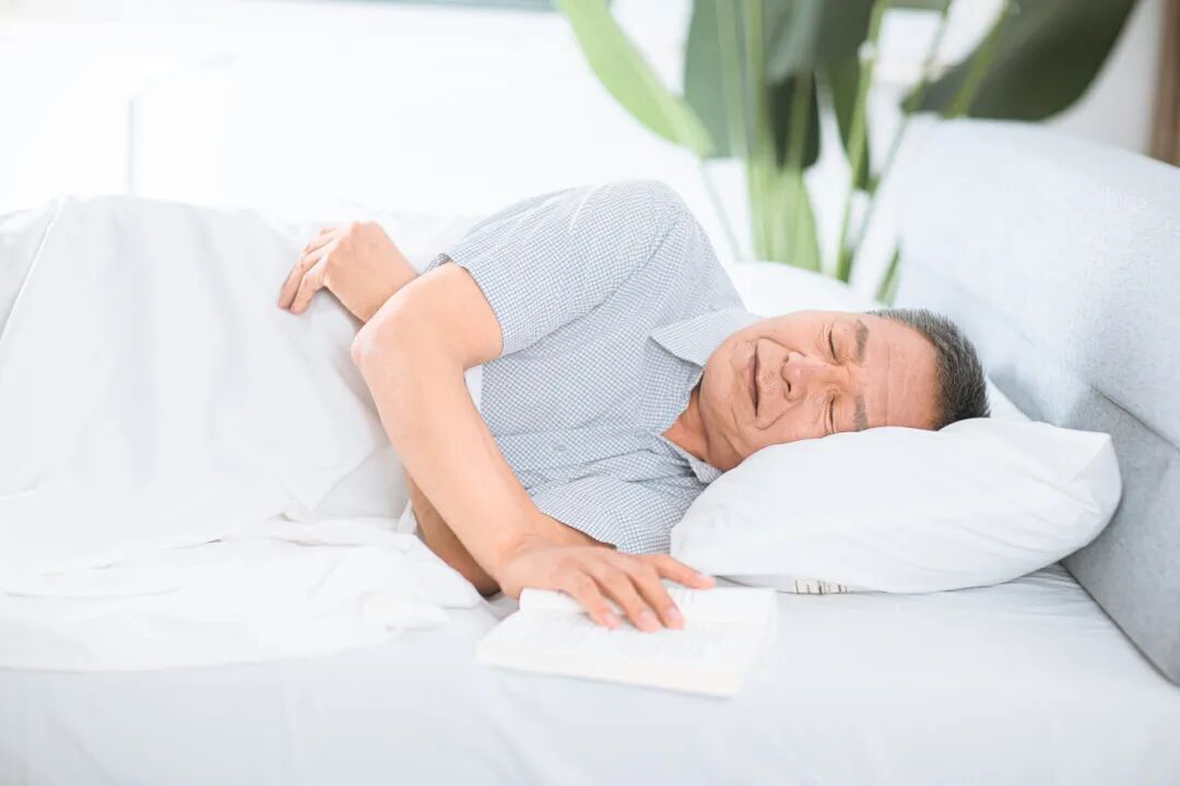 蝌学零距离丨这个很多人晚上都在做的事，正在加速牙齿老化！还可能会变丑！