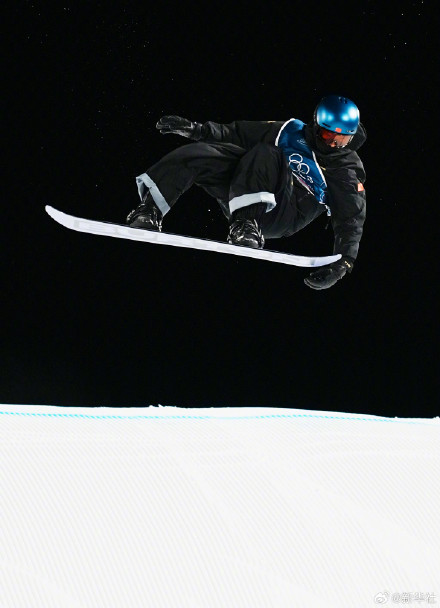 加油！苏翊鸣进大跳台决赛