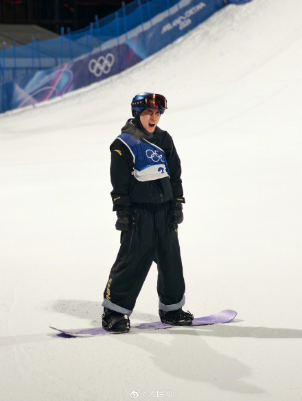 苏翊鸣大跳台逆转晋级