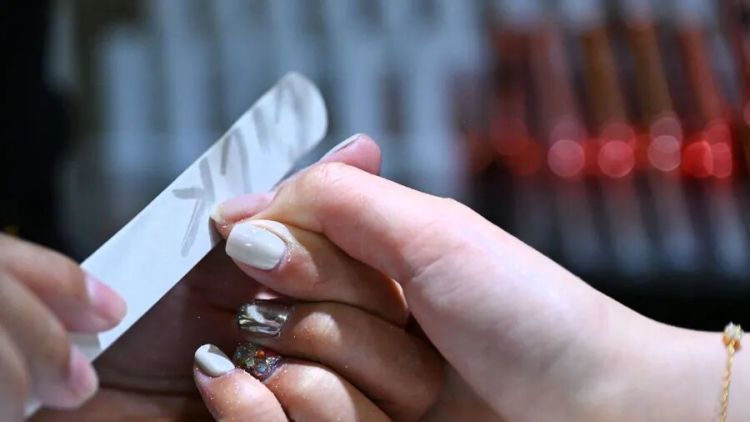 约不上！新年前，美甲服务爆火，却藏着风险