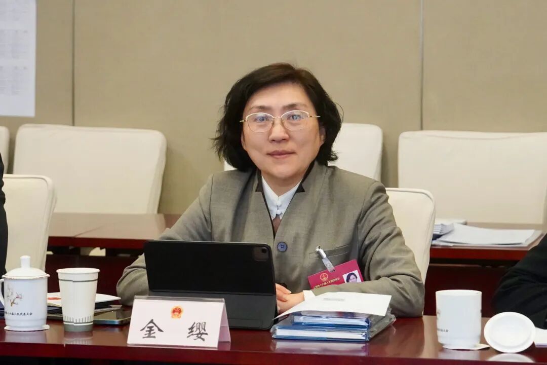 上海“一人户”已超30%!“孤独离世”难题谁来托底? 上海“一人户”已超30%!“孤独离世”难题谁来托底?