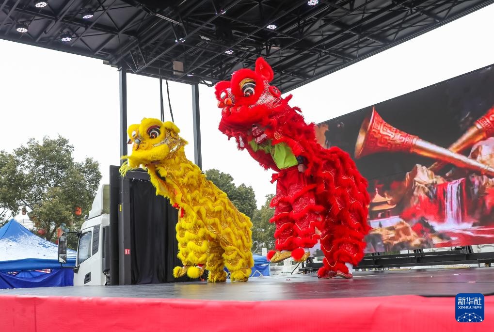 江苏句容：民俗表演迎新春