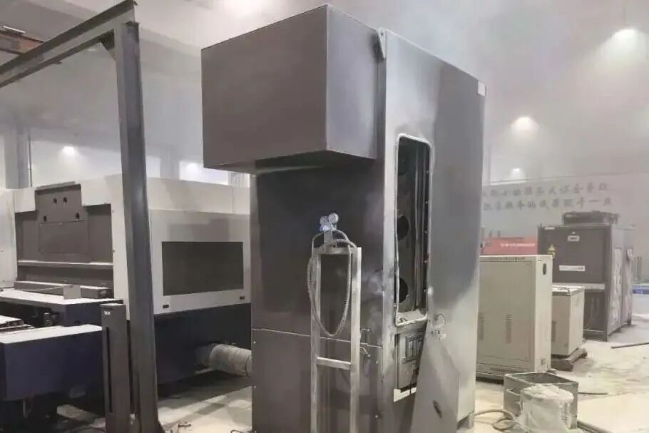 仅30秒浓烟“封锁”车间!员工18分钟用尽26具灭火器 仅30秒浓烟“封锁”车间!员工18分钟用尽26具灭火器